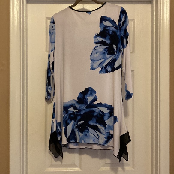 Nygard loose fit flowing too size M - Picture 4 of 5